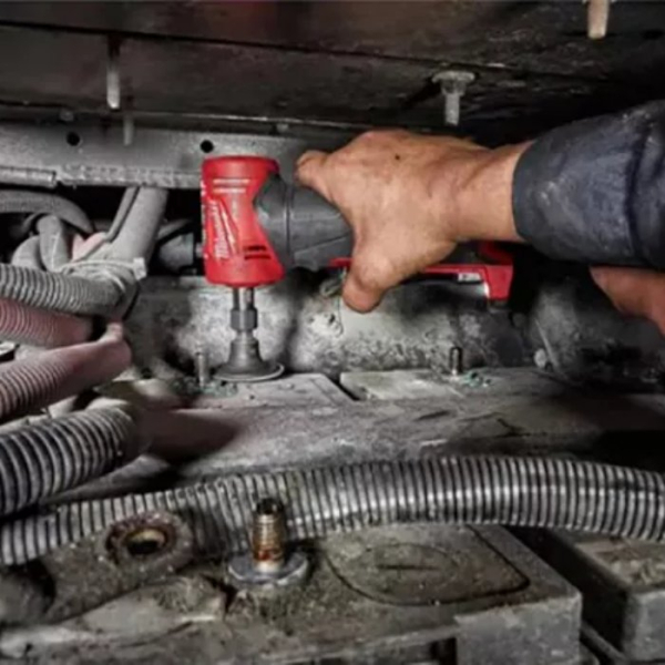 Аккумуляторная цанговая угловая шлифмашина Milwaukee M12 FDGA-0, каркас