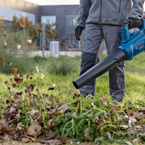Воздуходувка аккумуляторная Bosch GBL 18V-750 Professional, каркас