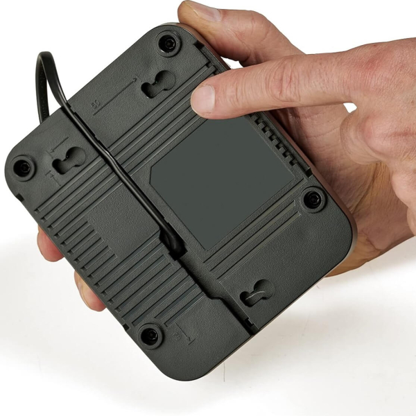 Набір з акумулятора та зарядного пристрою Einhell 18V 4.0Ah, 3A Charger PXC Starter Kit