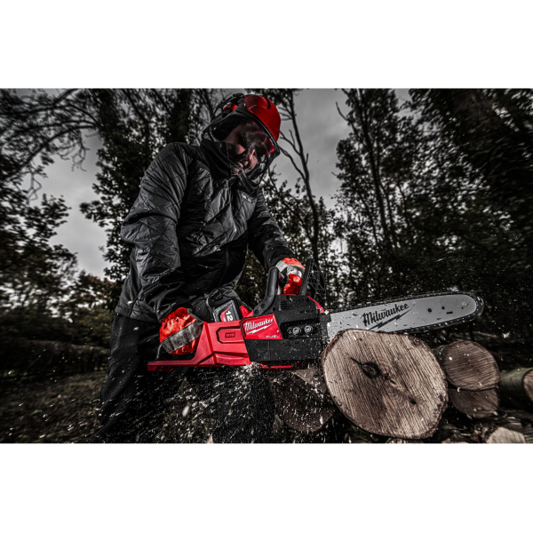 Пила ланцюгова акумуляторна MILWAUKEE M18 FCHSC-121, 1×18 V 12.0 Ah, з/п