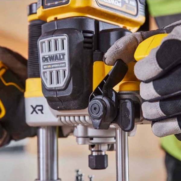 Аккумуляторный фрезер DeWalt DCW620H2, 2x5.0Ah, з/у, кейс TSTAK
