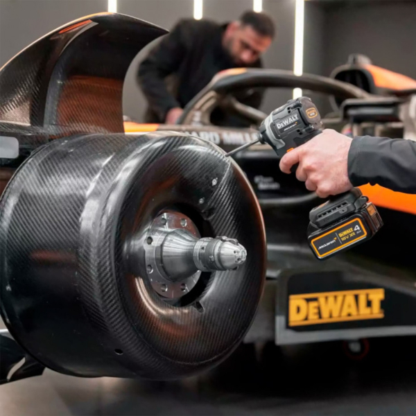 Акумуляторний гвинтоверт McLaren F1 TEAM LIMITED EDITION DeWALT DCF85MM2T, PowerStack 2x4.0 Ah, з/п DCB1104, кейс TSTAK
