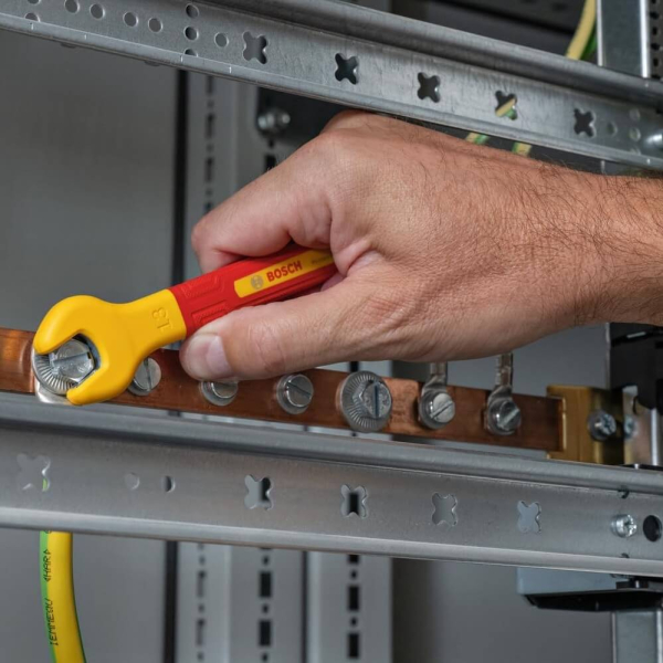 Ізольований гайковий ключ Bosch Professional VDE 13 мм
