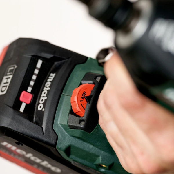 Аккумуляторнный гайковерт Metabo SSW 18 LTX 550 BL, каркас, в MetaBox