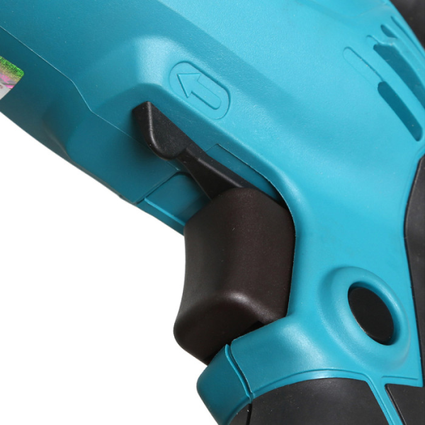 Дрель ударная Makita M8100B
