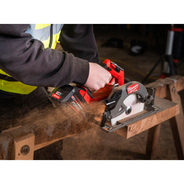 Акумуляторна дискова пила Milwaukee M18 FCS66GR3-0, каркас