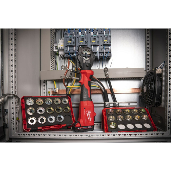 Акумуляторний обтискний інструмент Milwaukee M18 ONE HCCT60-202C, 2x2.0Ah, з/п M12-M18 FC, кейс