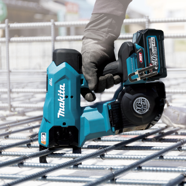Аккумуляторный пистолет для вязания арматуры Makita XGT 40 V MAX TR001GZ, каркас