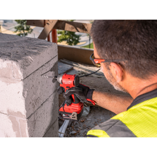 Акумуляторний ударний гвинтоверт Milwaukee M18 BLIDRC-0, каркас