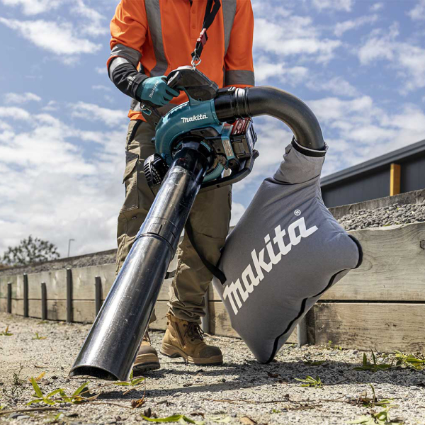 Акумуляторна повітродувка-пилосос Makita XGT 40 V MAX UB003GZ, каркас