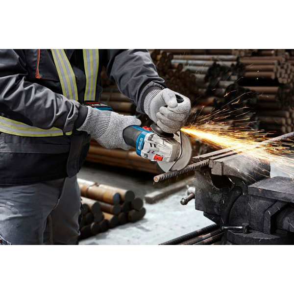 Набір акумуляторних інструментів Bosch GSR 18V-45, GWS 18V-8, 2×GBA 18 V 4.0 Ah, з/п GAL 18V-40, сумка M-BAG