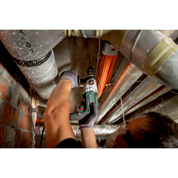 Ударная дрель Metabo SBE 800-2 с БЗП Futuro Plus в кейсе