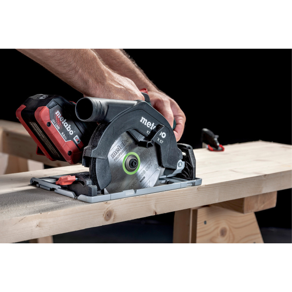 Аккумуляторная дисковая пила Metabo KS 18 LTX 57, 2x5.2Ah, ASC 55, MetaBox