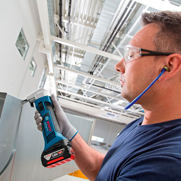 Акумуляторні висічні ножиці Bosch GNA 18V-16, каркас