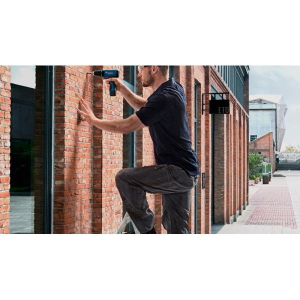 Аккумуляторный ударный шуруповерт Bosch GSB 120-LI Professional, 2xGBA 12V 2.0Ah, з/у GAL 1210 CV, в кейсе