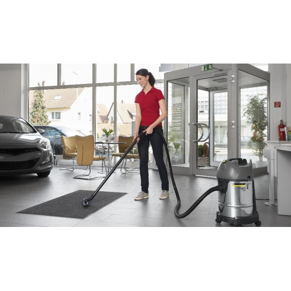 Пылесос сухой и влажной уборки Karcher NT 30/1 Me Classic