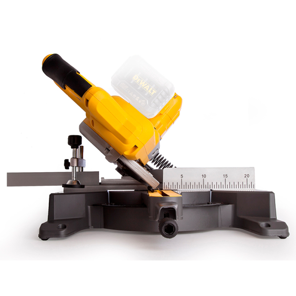 Акумуляторна торцювальна пила DeWalt DCS777N, каркас