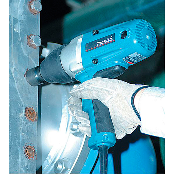 Гайковерт Makita TW 0200