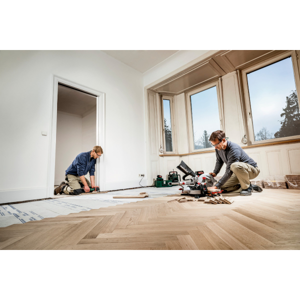 Акумуляторна торцювальна пила Metabo KGS 18 LTX 216, 2xLiHD 8.0Ah, з/п