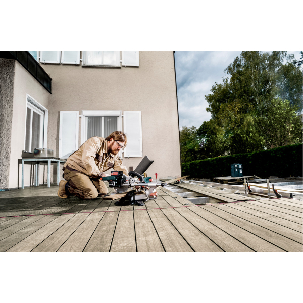 Акумуляторна торцювальна пила Metabo KGS 18 LTX 216, 2xLiHD 8.0Ah, з/п