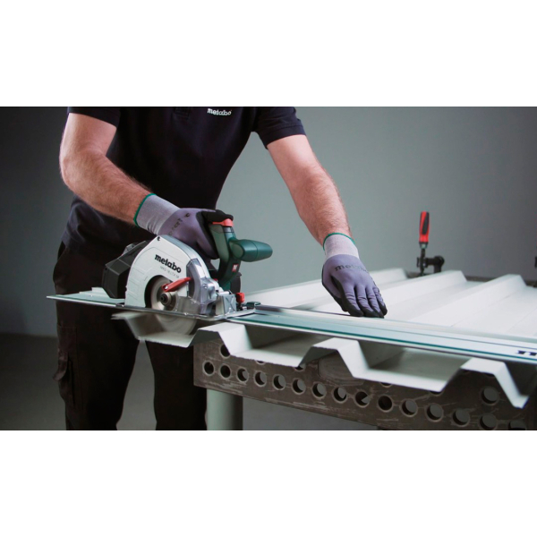 Акумуляторна дискова пила по металу Metabo MKS 18 LTX 58, 2x5.5Ah, з/п, в MetaLoc