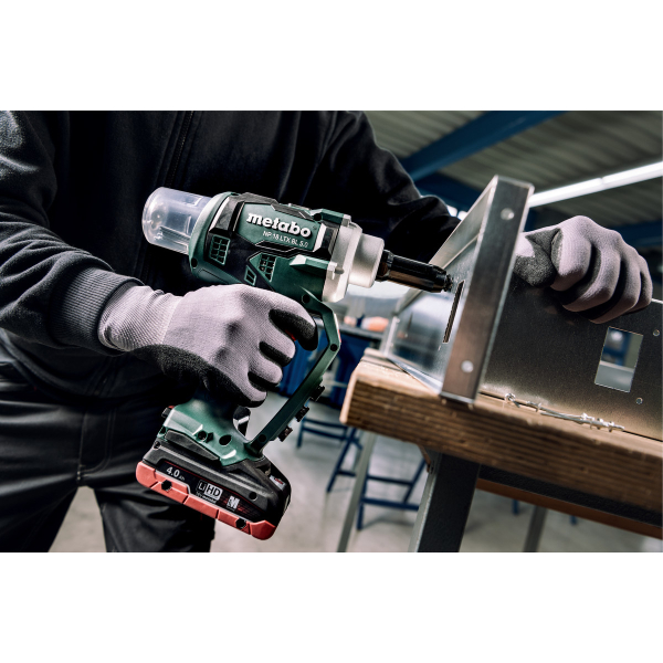 Аккумуляторный заклепочный пистолет Metabo NP 18 LTX BL 5.0 в MetaBox, каркас