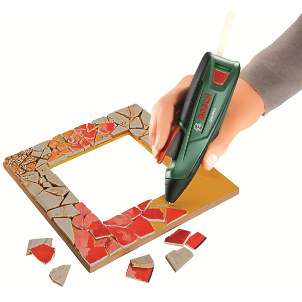 Клеевая ручка для рукоделия Bosch GluePen 3,6 V