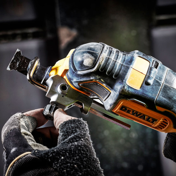 Аккумуляторный многофункциональный инструмент DeWalt DCS355M2, 2x4.0Ah, з/у, в TSTAK
