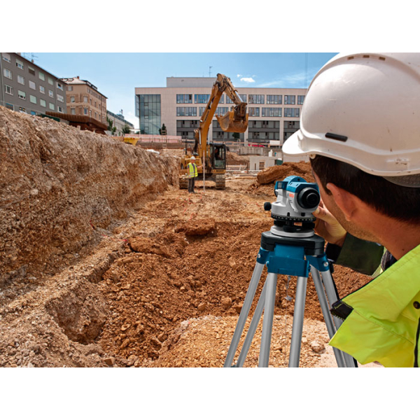 Оптичний нівелір Bosch GOL 32 D Professional