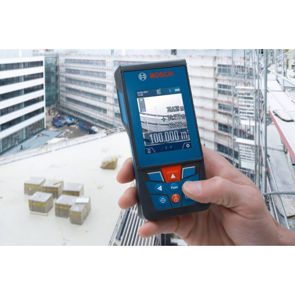 Лазерный дальномер Bosch Professional GLM 100-25 C с чехлом