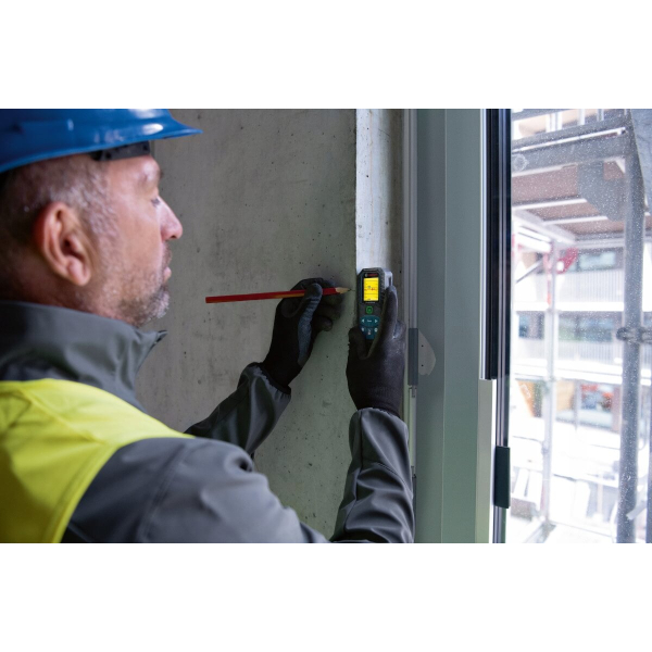 Лазерный дальномер Bosch Professional GLM 50-25 G с чехлом