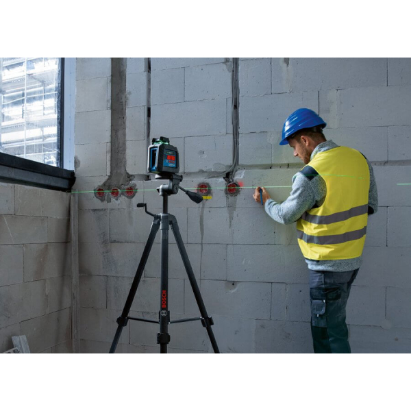 Лазерний нівелір Bosch Professional GCL 2-20 G зі штативом і 4 батарейками