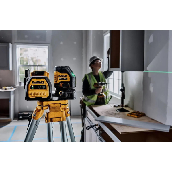 Рівень лазерний лінійний DeWalt DCE088D1G18, 1x2.0Аh, з/п, аксесуари, у валізі