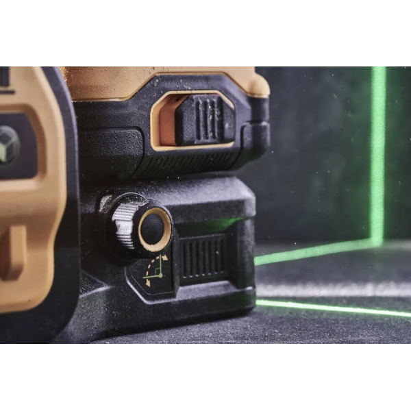 Уровень лазерный линейный DeWalt DCE089NG18, каркас, в чемодане с акссесуарами