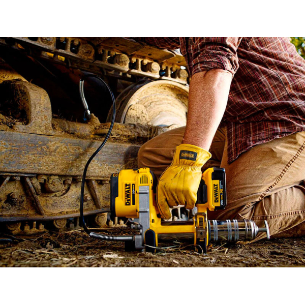Акумуляторний масляний пістолет DeWALT DCGG571M1, 1x4.0Ah, з/п, кейс
