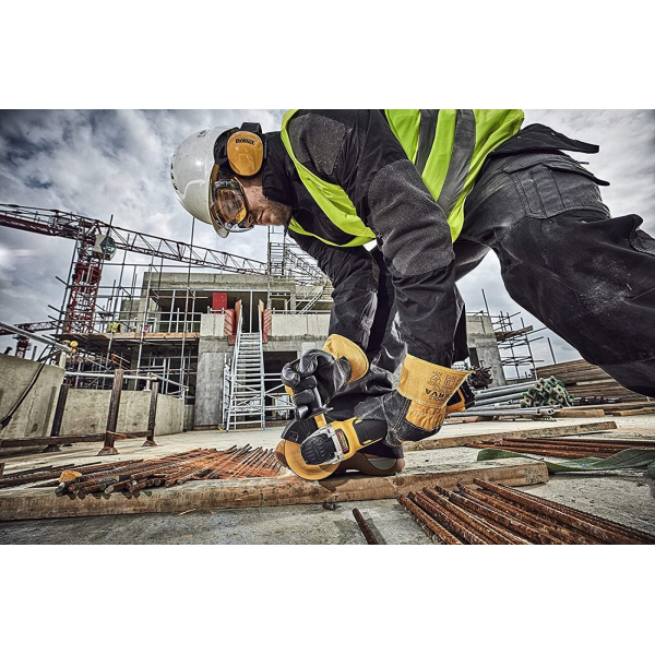 Акумуляторна болгарка DeWalt DCG406N, каркас в картоні