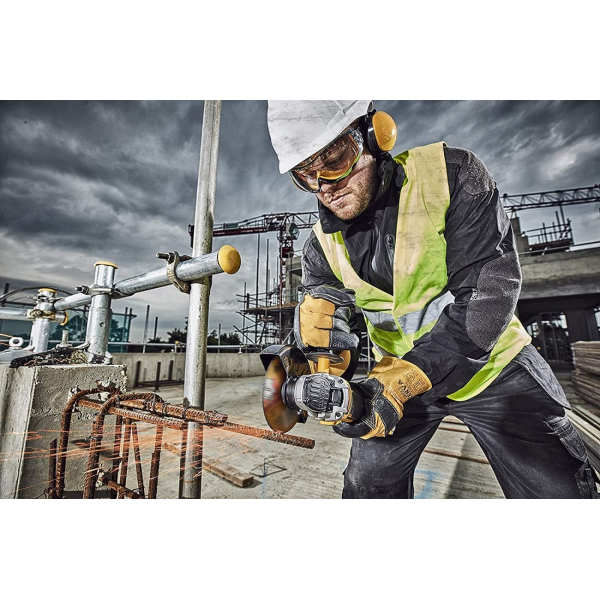 Акумуляторна болгарка DeWalt DCG406N, каркас в картоні