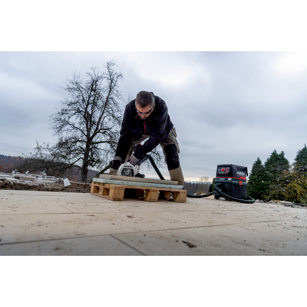 Аккумуляторная угловая шлифмашина Metabo WB 18 LTX BL 15-125 Quick, каркас, в кейсе