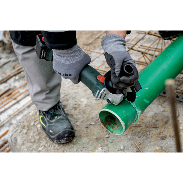 Аккумуляторная угловая шлифмашина Metabo W 18 L 9-125, 2x4.0Ah, з/у, в metaBOX 165 L