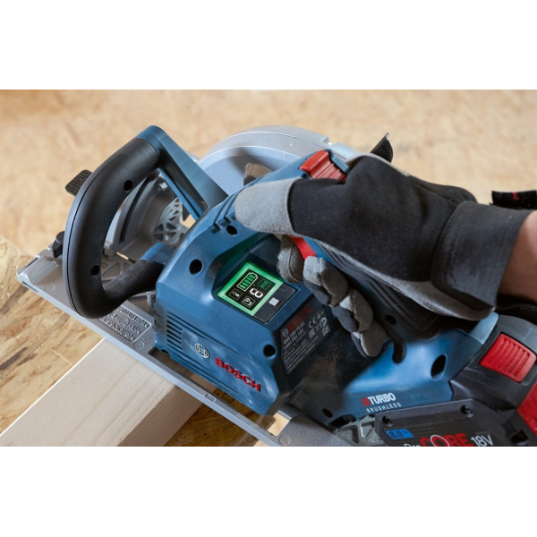 Акумуляторна циркулярна пила Bosch Professional GKS 18V-68 GC, каркас, в L-Boxx 238