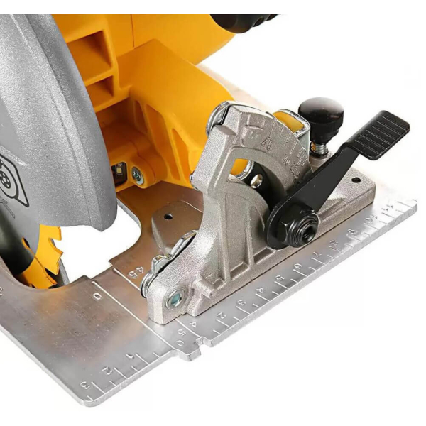 Аккумуляторная дисковая пила DeWalt DCS570NT, каркас, в кейсе