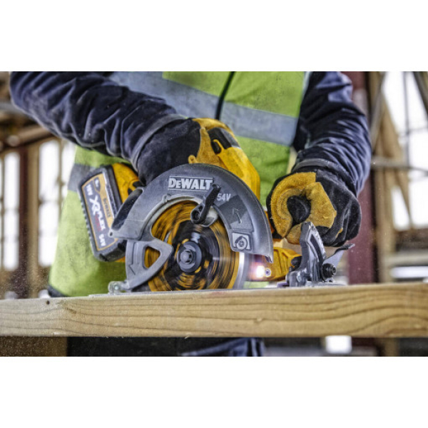 Аккумуляторная дисковая пила DeWalt DCS578N, каркас