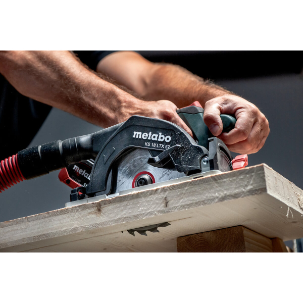 Акумуляторна дискова пила Metabo KS 18 LTX 57, 1x4.0 Ah, ASC 55