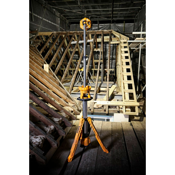 Фонарик аккумуляторный светодиодный DeWALT DCL079