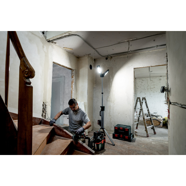 Аккумуляторный прожектор Metabo BSA 18 LED 5000 DUO-S