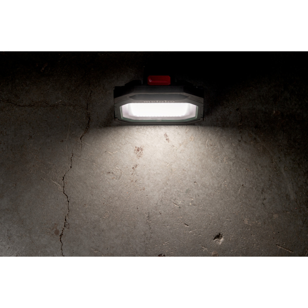Аккумуляторный прожектор Metabo BSA 18 LED 10000 Set со штативом