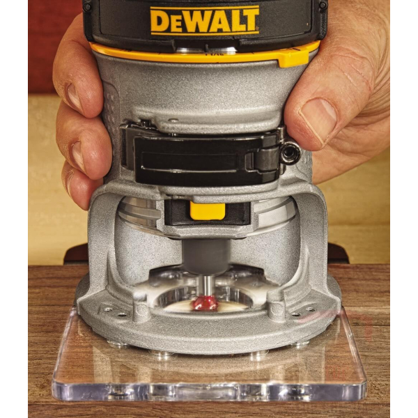 Аккумуляторный окантовочный фрезер DeWalt DCW600N, каркас