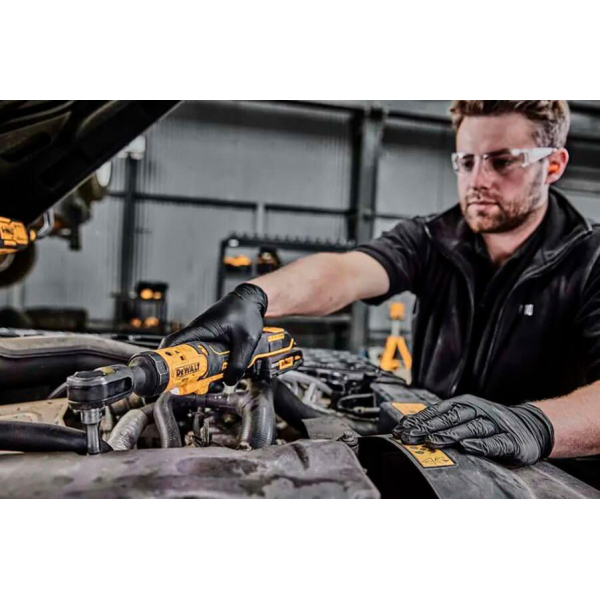 Аккумуляторный угловой гайковерт DeWALT DCF512D1, 1x2.0 Ah, з/у, сумка