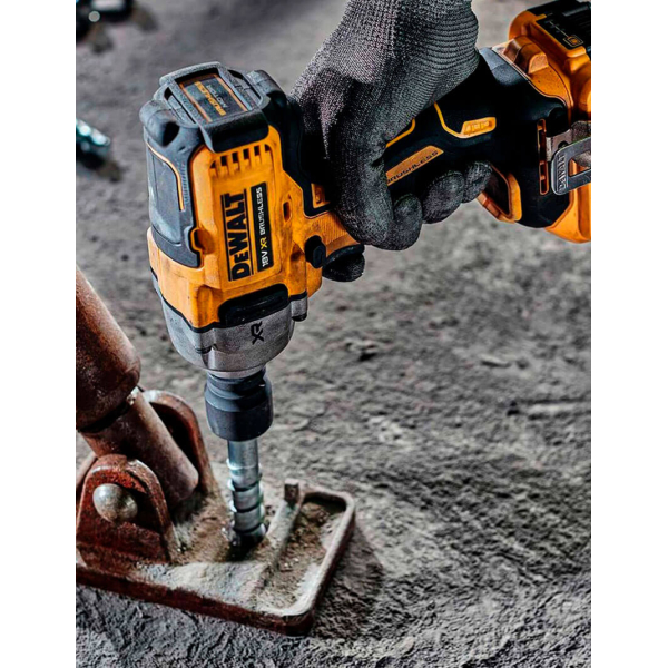 Аккумуляторный гайковерт DeWALT DCF891NT, каркас в кейсе