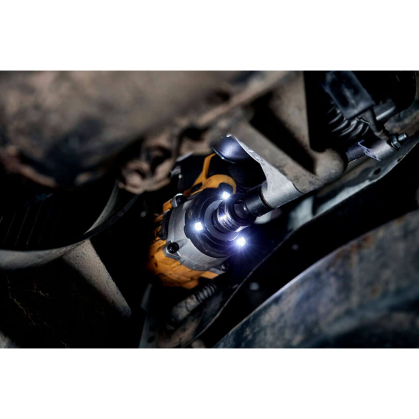 Аккумуляторный гайковерт DeWALT DCF921P2G, 2x18 В Li-Ion XR 5.0 Ah, з/у